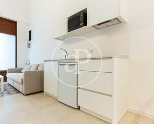 Kitchen of Flat for sale in  Valencia Capital  with Air Conditioner, Heating and Terrace