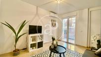 Living room of Flat for sale in  Valencia Capital  with Air Conditioner, Terrace and Balcony