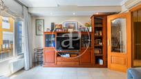 Sala d'estar de Casa adosada en venda en Alzira amb Aire condicionat, Terrassa i Balcó