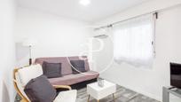 Living room of Flat to rent in  Valencia Capital  with Air Conditioner and Balcony