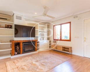 Living room of Flat to rent in Riba-roja de Túria  with Air Conditioner and Terrace