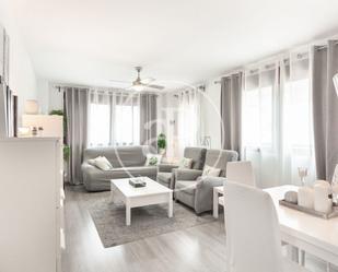 Living room of Flat for sale in  Valencia Capital  with Air Conditioner, Heating and Private garden