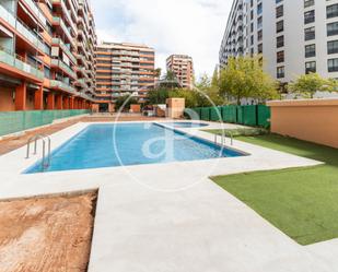 Piscina de Pis en venda en  Valencia Capital amb Aire condicionat, Calefacció i Balcó