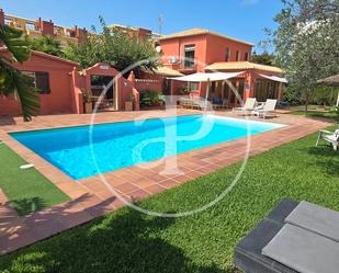 Piscina de Casa o xalet de lloguer en Dénia amb Aire condicionat, Terrassa i Piscina