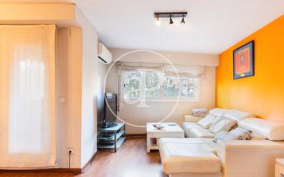 Living room of Flat for sale in  Valencia Capital  with Terrace and Balcony