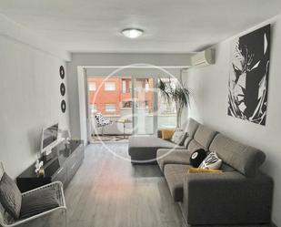 Living room of Flat to rent in  Valencia Capital  with Air Conditioner, Heating and Terrace