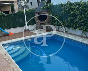 Piscina de Casa adosada en venda en Torrent amb Aire condicionat, Calefacció i Terrassa