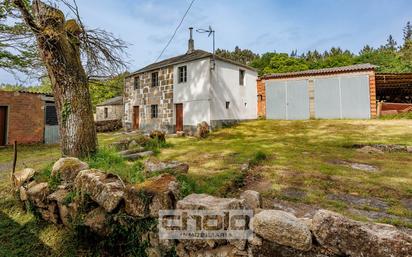 Casas e apartamentos à venda em Outeiro de Rei, Lugo, Espanha