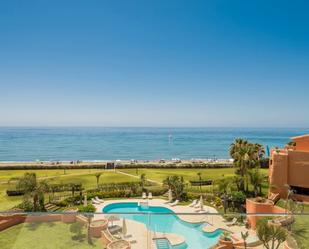 Jardí de Àtic en venda en Marbella amb Aire condicionat, Terrassa i Piscina