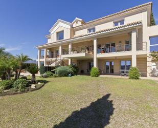 Vista exterior de Casa o xalet en venda en Mijas amb Aire condicionat, Terrassa i Piscina