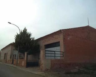 Vista exterior de Casa o xalet en venda en Valenzuela de Calatrava