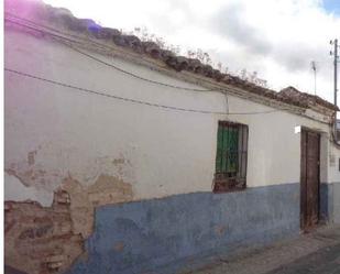 Vista exterior de Casa o xalet en venda en La Puebla de Montalbán