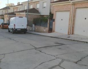 Aparcament de Casa o xalet en venda en Segurilla