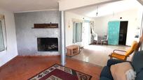 Sala d'estar de Finca rústica en venda en Tortosa amb Piscina