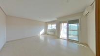Sala d'estar de Apartament en venda en El Campello amb Terrassa i Piscina