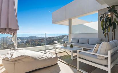 Terrassa de Àtic en venda en Marbella amb Aire condicionat i Piscina