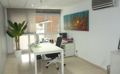 Mesa taller Mobiliarios para empresas de segunda mano barato en Valencia  Provincia
