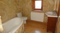 Bathroom of House or chalet for sale in Santa Cilia