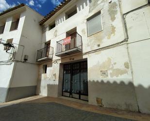 Exterior view of House or chalet for sale in Vall de Almonacid