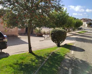 Vista exterior de Casa adosada en venda en Cardeñajimeno