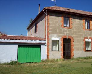 Exterior view of Single-family semi-detached for sale in Arija