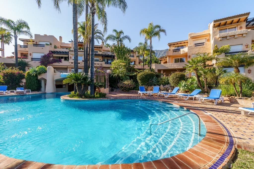 Houses or chalets to rent at Marbella | fotocasa