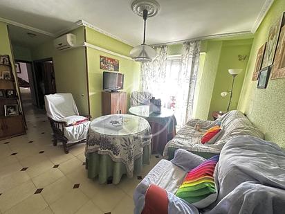 Sala d'estar de Pis en venda en Linares