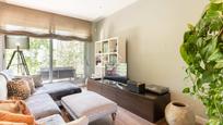 Sala d'estar de Àtic en venda en Sant Cugat del Vallès amb Aire condicionat, Terrassa i Piscina