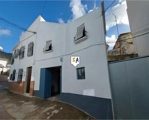 Vista exterior de Casa adosada en venda en Priego de Córdoba