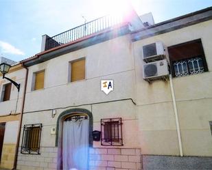 Exterior view of Single-family semi-detached for sale in Alcaudete