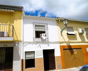 Exterior view of Single-family semi-detached for sale in Alcaudete