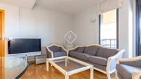 Living room of Flat for sale in Esplugues de Llobregat  with Air Conditioner, Terrace and Swimming Pool