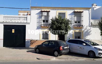 Parking de caravanas en Dos Hermanas y Utrera. Sevilla