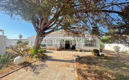 Exterior view of House or chalet for sale in Chiclana de la Frontera