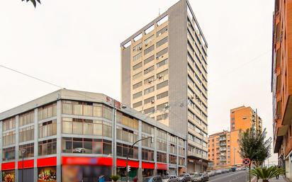 Vista exterior de Oficina en venda en Bilbao 