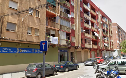 Cómo vender una casa encantada de segunda mano por 10 EUR en Valencia en  WALLAPOP