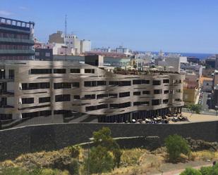 Exterior view of Apartment for sale in  Santa Cruz de Tenerife Capital  with Swimming Pool