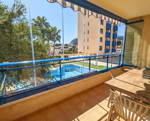 Swimming pool of Apartment for sale in Calpe / Calp