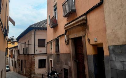 Es barato poco Jabeth Wilson 5 Viviendas y casas en venta con piscina en Casco Histórico, Toledo Capital  | fotocasa