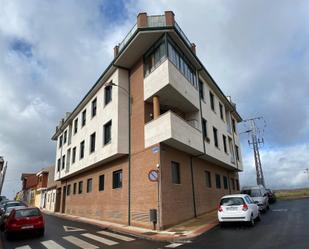 Vista exterior de Oficina en venda en León Capital 