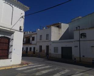 Vista exterior de Casa adosada en venda en Bonares