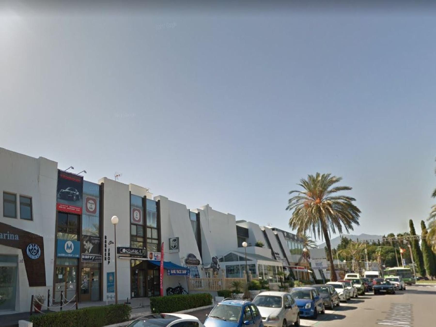For sale: Shop - Commercial premises in Puerto Banus - Marbella