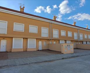 Exterior view of Flat for sale in Cuéllar  with Terrace
