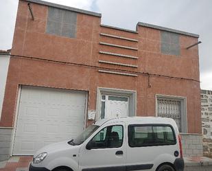 Casa adosada en venda a C/ Ramón y Cajal, Quintana de la Serena