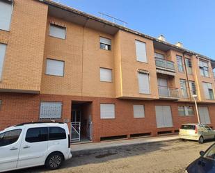 Exterior view of Flat for sale in Santa Bàrbara  with Swimming Pool