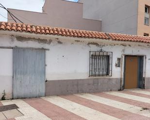 Exterior view of Single-family semi-detached for sale in Roquetas de Mar