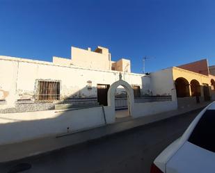 Exterior view of House or chalet for sale in  Almería Capital