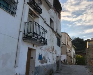 Vista exterior de Casa adosada en venda en Funes