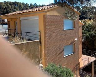 Vista exterior de Casa o xalet en venda en L'Ametlla del Vallès