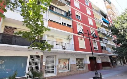 Exterior view of Flat for sale in Canals